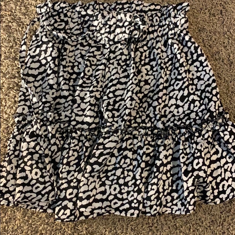 Cheetah print skirt!